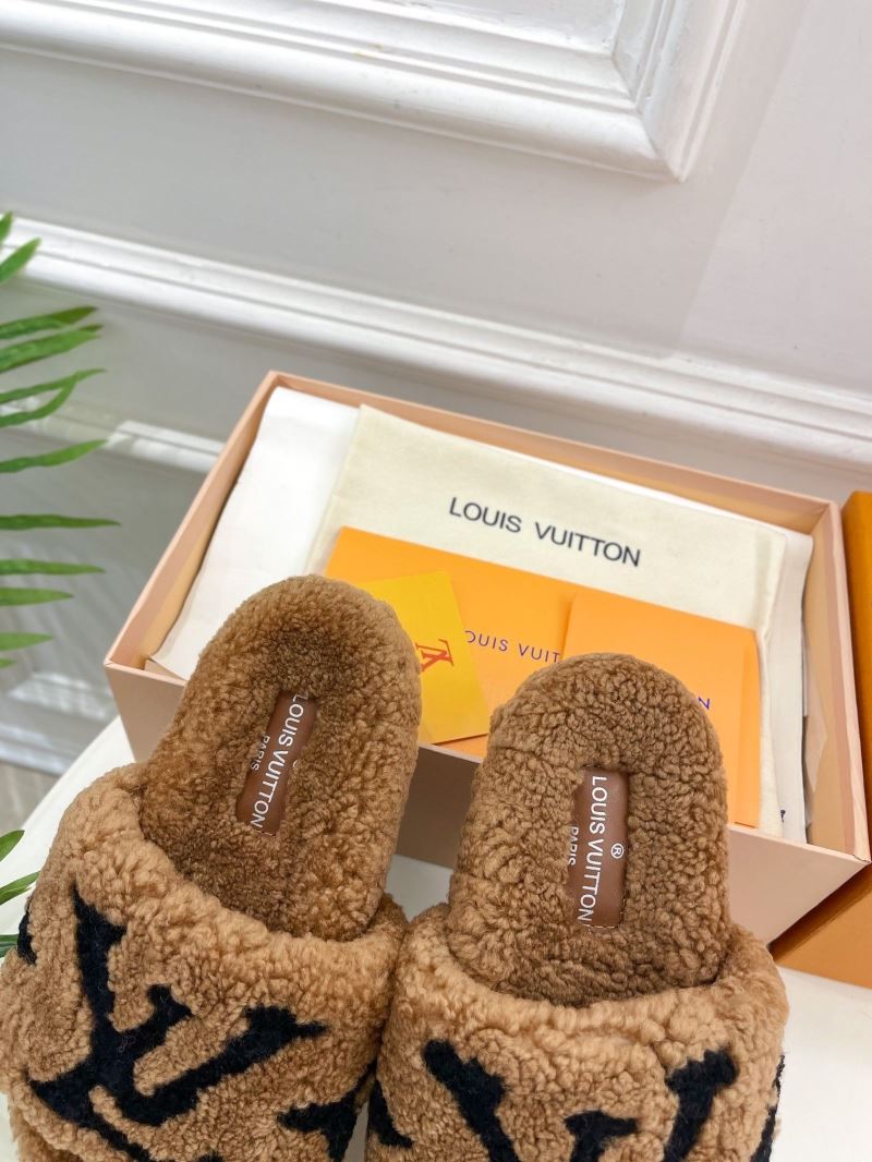 Louis Vuitton Slippers